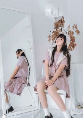 国产美女裸体日韩_超清完整在线观看